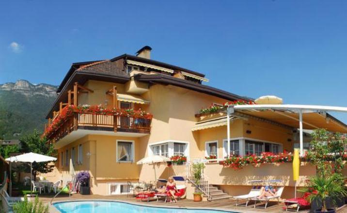 Pension Aurora Appiano Sulla Strada Del Vino Exterior foto